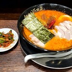 らあめん花月嵐 - 料理写真:嵐げんこつバリ辛チャーシューメン