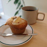 RAHMS COFFEE - マフィンとコーヒー