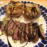 ほ志の - 牛ハラミステーキと丸ごと焼き玉ねぎ
