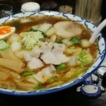 奈良天理ラーメン陽気 - 陽気ラーメン大盛です　(4/9)