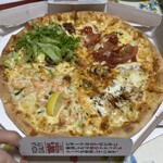 ピザーラ - 料理写真:夏のプレミアムクォーター