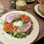RACINES Boulangerie & Bistro - 