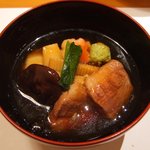 加賀会席（4400円）の鴨治部