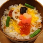 夕月亭 - 加賀会席（4400円）の食事（蒸し寿司）