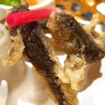 夕月亭 - ごりの唐揚をアップ（迫力のある顔！）