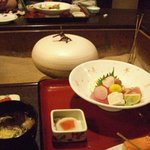 松宝苑 - （夕食）夕食は1グループ1囲炉裏の食事処にて