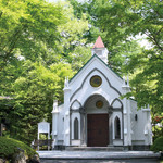 レストラン 桂姫 - ホテル敷地内にはかわいらしいチャペルが