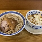 らーめんブッチャー - 料理写真: