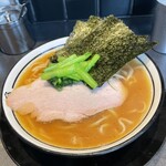 らーめん飛粋 - らーめん中盛り
麺 硬・味 普・油 普