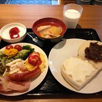 アパホテル - 料理写真:福田パンならば洋食だよねー