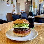 和牛バーガーとパンケーキ ラナマル - ハンバーガーのレギュラー（1,540円）