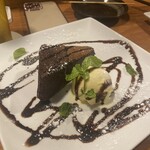 Grill & Bar Narly's - 