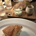 RACINES Boulangerie & Bistro - 