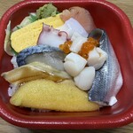 丼丸 四つ葉 - 料理写真: