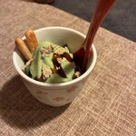 ニーニャニーニョ 桜小町 - 甘味セットの黒蜜クリームとエスプレッソのゼリーを添えて