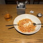 RACINES Boulangerie & Bistro - 