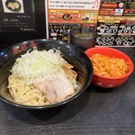 油そば 春日亭 - 料理写真: