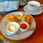 RUHE TEA HOUSE - 
