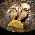 ザ・カーブ・ド・オイスター - 生牡蠣2個