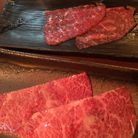 生粋 - みすじ(奥)ザブトン(手前)