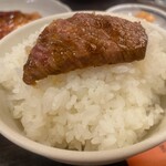 黒毛和牛 焼肉うし雅 - 