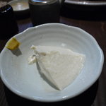 魚料理 ろっこん - 煮魚定食の豆腐