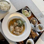 餃子の美味しいお店 王擔 - 