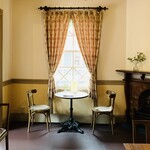 CAFE MIKASA HOTEL 1906 - 内観1：単訪オジサンの席