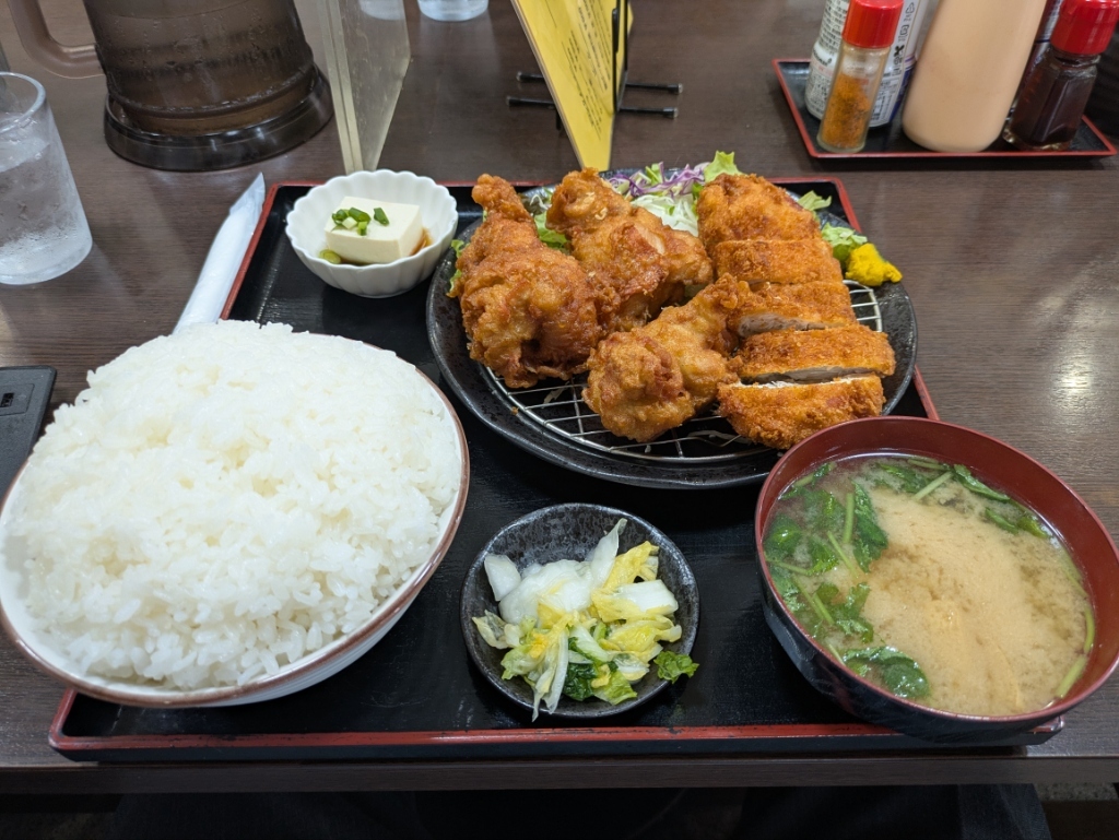 久美 食堂 本店