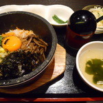 sumibiyakinikuhorumonshibuyatokuchan - 石焼ピビンパ定食