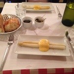 ブション - ホワイトアスパラガスのオランデーズソース