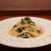 Osteria OLMO - 帆立とせり・青唐辛子のスパゲッティからすみがけ☆