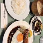 洋食クアトロ - 
