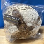 みもざてらす - 大好きな「シェヌー」さんで必ず出される「海苔パン」をゲット！！