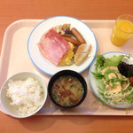 Sumairu Hoteru - ５００円朝食バイキング