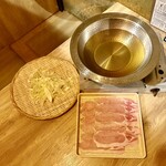 豚匠 - さつまにしき豚しゃぶしゃぶのロース