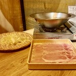 豚匠 - さつまにしき豚しゃぶしゃぶのロース