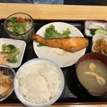 ひよの - 相方の「おまかせ魚定食」