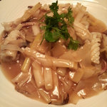 中国酒家 大三元 - イカとネギの生姜炒め