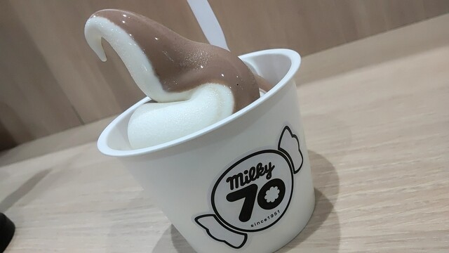 milky70 since1951 イオン札幌桑園店 （ミルキーナナジュウシンスイ