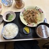 ごはん屋食の広場 - 豚と野菜の炒め定食