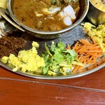 旅するクーネル - ミールス後ろ側