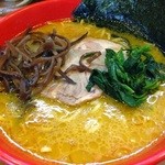 ラーメン横浜家 - ラーメン 650円/油多め