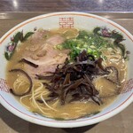 博多だるまJAPAN - 料理写真:ラーメン大盛
麺バリカタ
