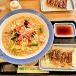 リンガーハット - 料理写真: