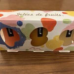シェ・シバタ - 