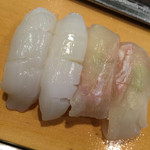 栄寿司 - イカと平目