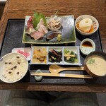 泊舟 - 