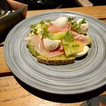 QUAYS pacific grill - 