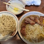 ラーメン豚山 - 料理写真: